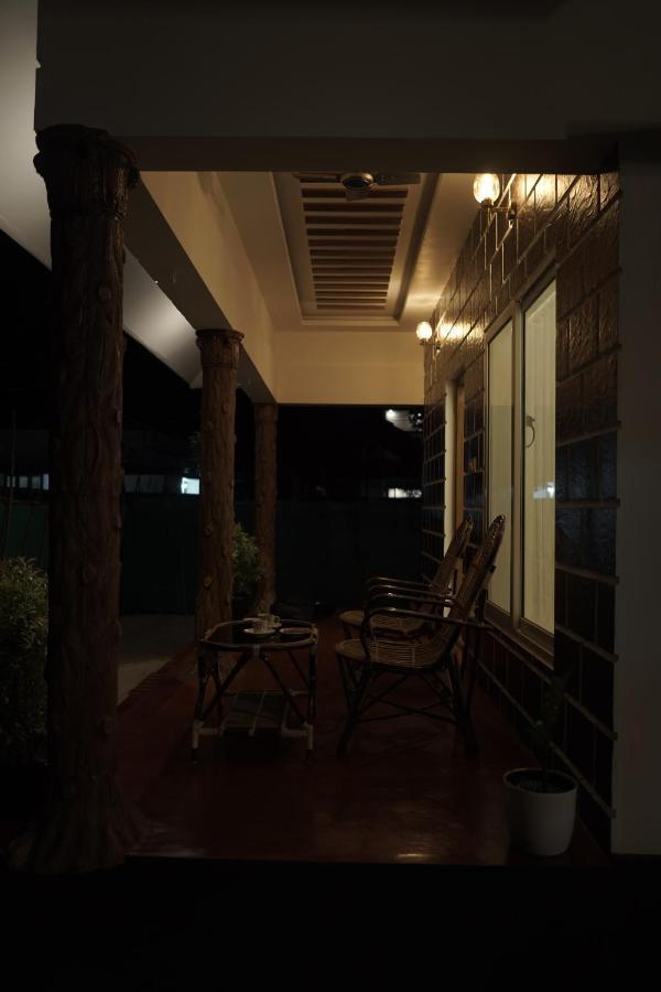 Marari Red Angel Villa Mararikulam Bagian luar foto